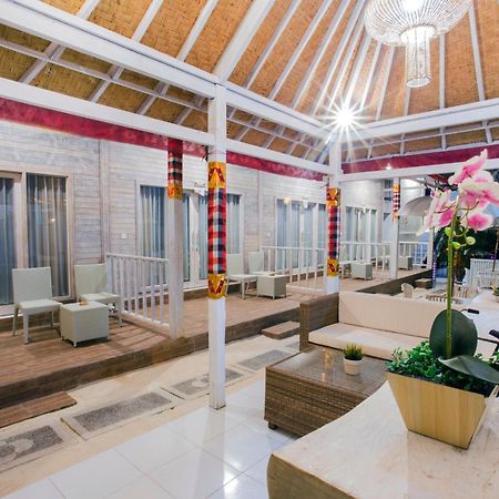 The Waterfront Beach House Nusa Lembongan  Exterior photo