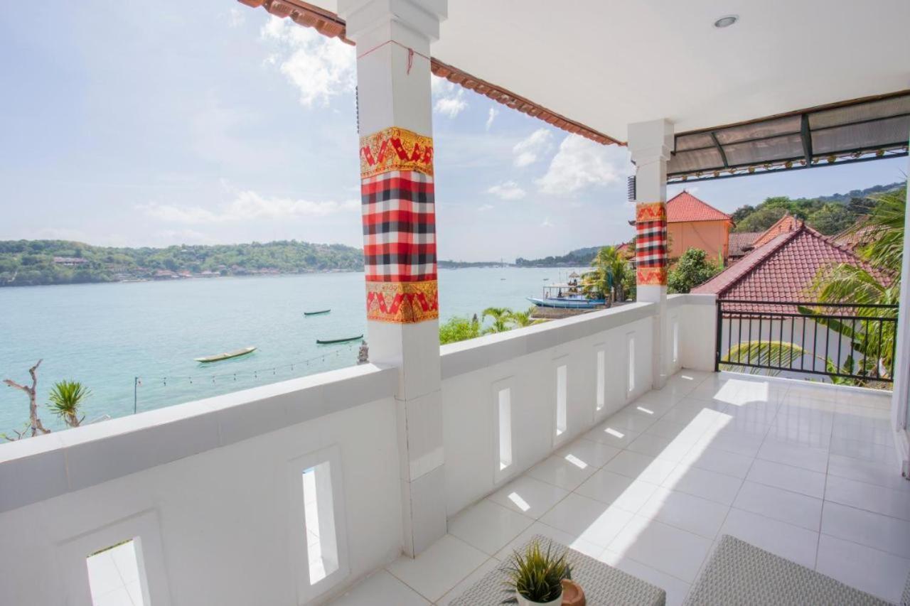 The Waterfront Beach House Nusa Lembongan  Exterior photo