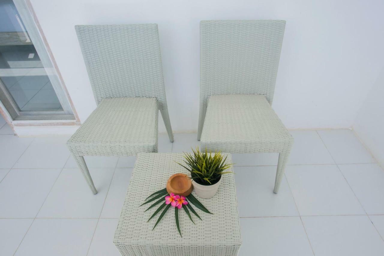The Waterfront Beach House Nusa Lembongan  Exterior photo