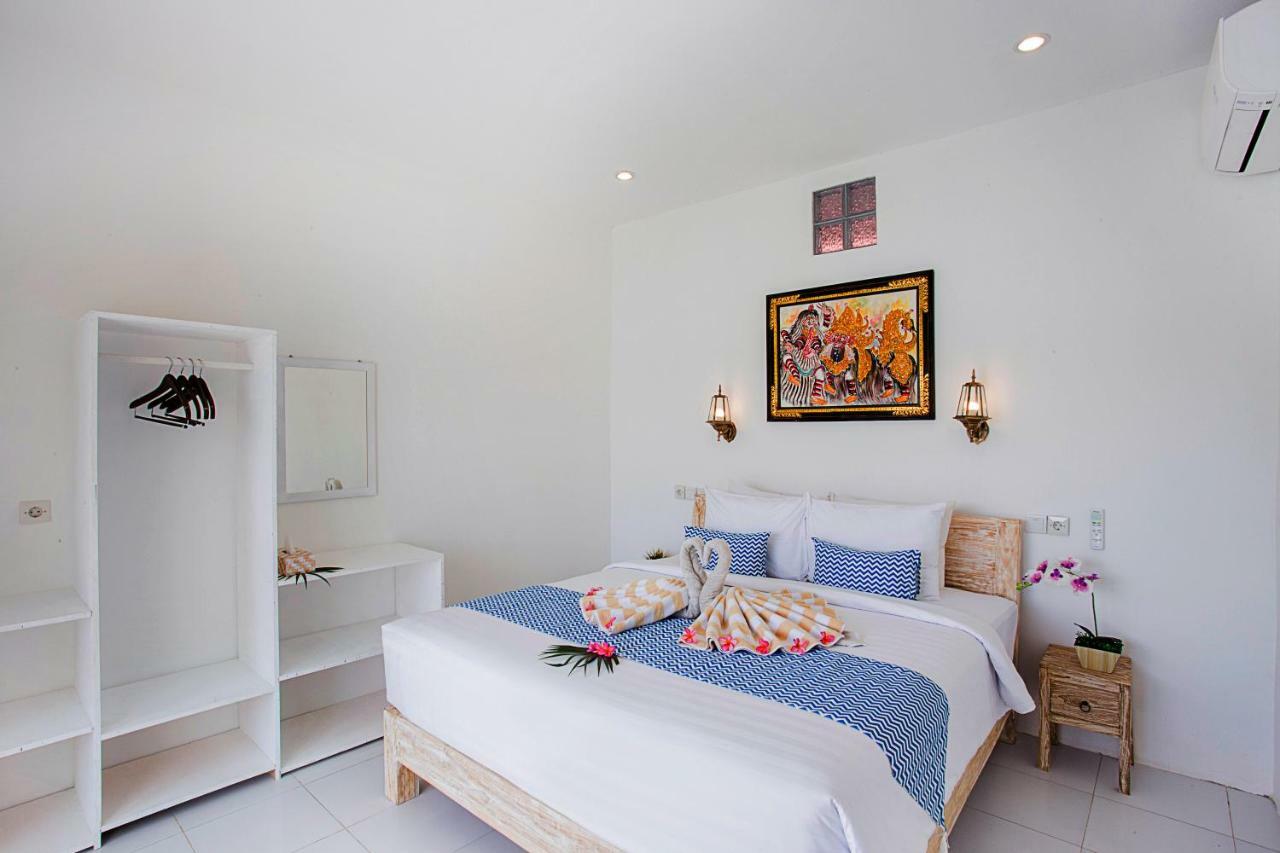 The Waterfront Beach House Nusa Lembongan  Exterior photo