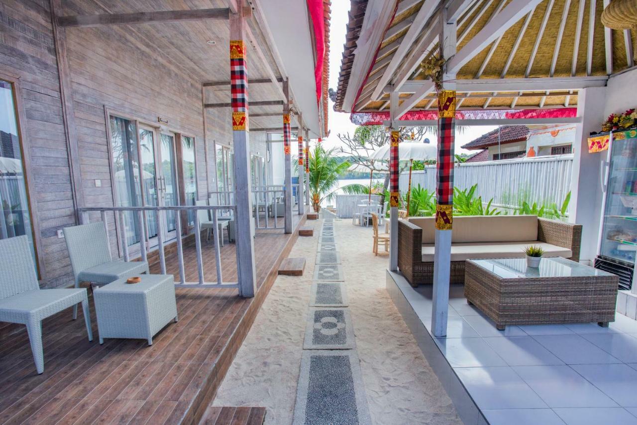 The Waterfront Beach House Nusa Lembongan  Exterior photo